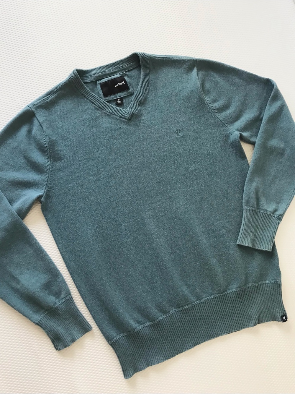 Hurley One & Only Jade Green V-Neck Knit Sweater Small unisex skater slim fit - Picture 2 of 7